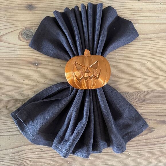 Halloween Napkin Rings (Set of 20)  10 Black Spiders 10 Copper Jack-o'-Lanterns - Picture 4 of 7